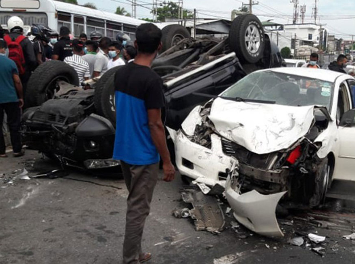 මහමග අනතුරු වලින් වසරකට 2500ක් එලොව යති