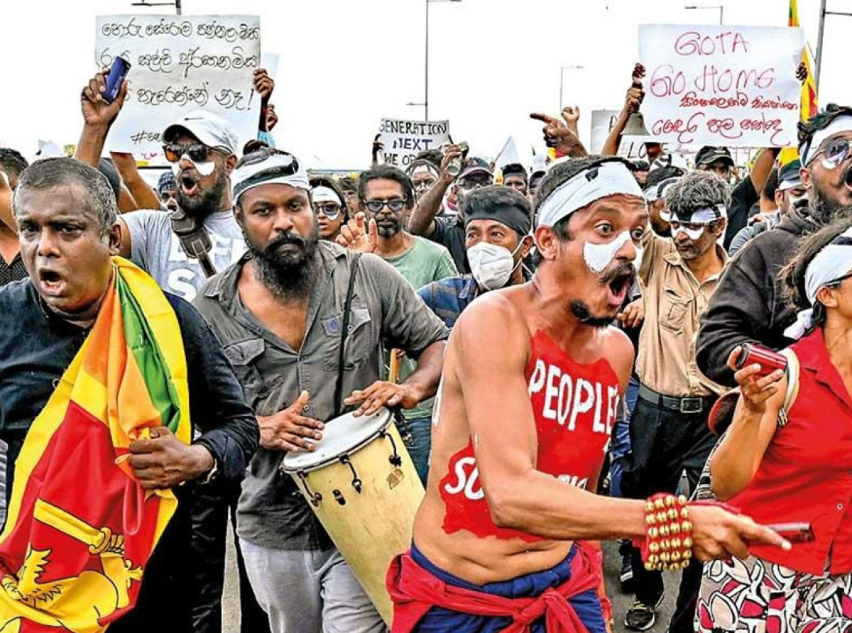 විපක්ශයේ මළගම - රාධිකා රත්නායක විසිනි