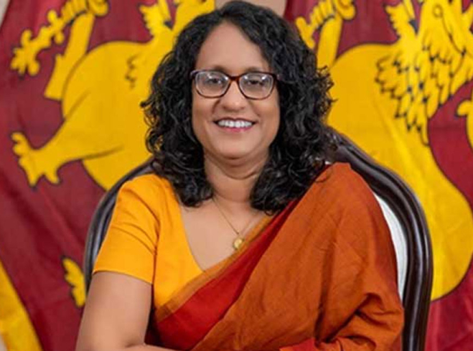 චීන නිල සංචාරය අවසන් කළ අග්‍රාමාත්‍යවරිය අද ඉන්දියාවට