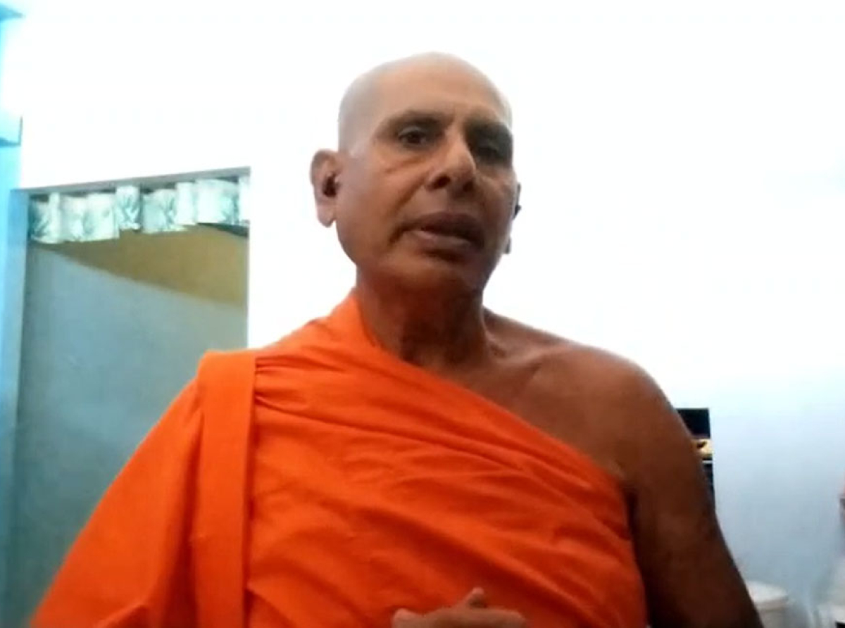 සීලරතන හිමිගෙන් ආණ්ඩුවට කනේ පහරක් (වීඩියෝ)