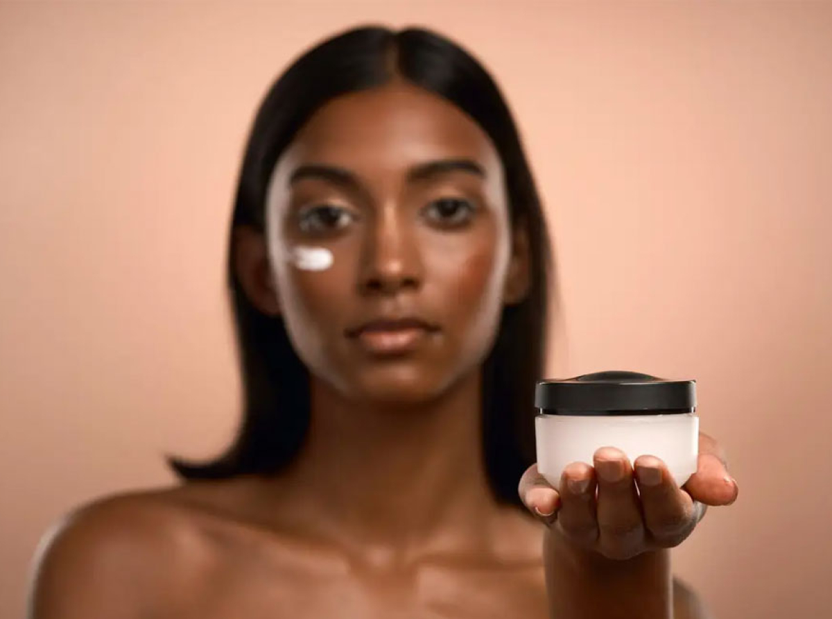 සුදු වෙමුද ලෙඩ වෙමුද ?