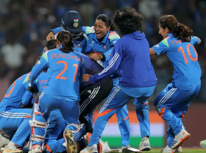 ඕස්ට්රේලියාව පැරදූ ඉන්දියාව තුන් වැනි වරටත් කාන්තා ක්රිකට් ලෝක කුසලාන අවසන් තරගයට..