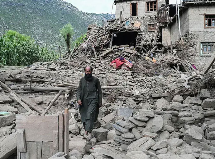 ඇෆ්ඝනිථානයේ දරුණු භූ කම්පනයක්