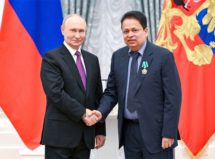වෛද්‍ය සමන් වීරසිංහට රුසියා ජනාධිපති ගෙන් ඉහළම සම්මානයක්