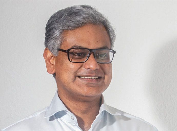 පෙර නොතිබුණු ආර්ථික විනයක් සහිත අය වැයක් - ක්‍රිෂාන් බාලේන්ද්‍ර