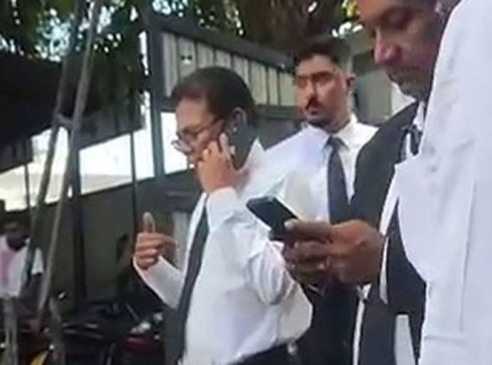 නීතිඥ වන්නිනායක ඉදිරිපත් කළ පෙත්සම යළි කැඳවීමට දින දෙයි