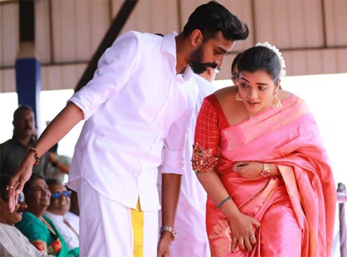 ජීවන් තොණ්ඩමන් සමග අතිනත ගන්නා ඉන්දියානු මනාලිය කව්ද ?