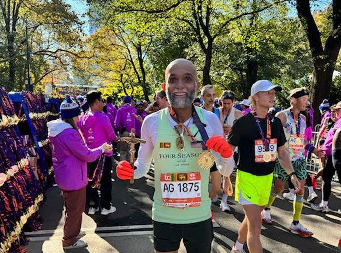 ලෝක ශූරතා තරගයක වයස අවුරුදු 55-59 කාණ්ඩයක ශ්‍රී ලාංකිකයකු දිනාගත් පළමු පදක්කම ගාමිණී සුගතදාසට