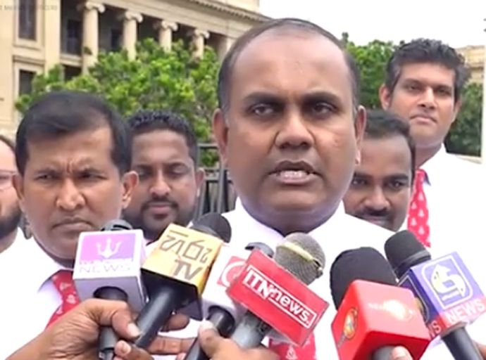 ජනාධිපති සමග සාකච්ඡා අසාර්ථකයි - දොස්තර වර්ජනය දිග්ගැස්සෙයි !