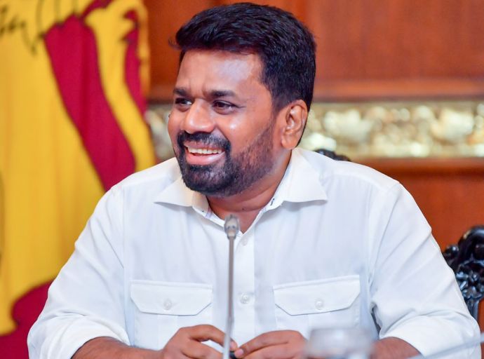 උතුරු සහ නැගෙනහිර ජනතාවගේ ගැටලුවලට නව දේශපාලන විසඳුමක් අවශ්‍යයි - ජනපති