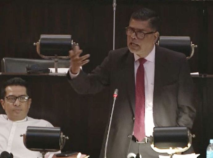 ශ්‍රී ලංකා- ඇමරිකා ආරක්ෂක ගිවිසුම පාර්ලිමේන්තුවට දෙන්න - පා.ම. මුජිබර්