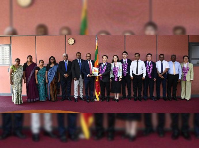 චීන නියෝජිත පිරිසක් වෙළඳ සබඳතා ශක්තිමත් කිරීම සඳහා ශ්‍රී ලංකාවට