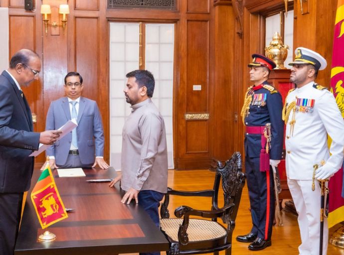 වැඩබලන අගවිනිසුරු ලෙස ශිරාන් ගුණරත්න පත් කරයි