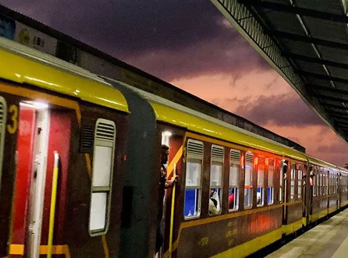 වනඅලි ගැවසෙන ප්‍රදේශවල රාත්‍රී දුම්රිය ධාවනය නොකිරීමට යොජනාවක්