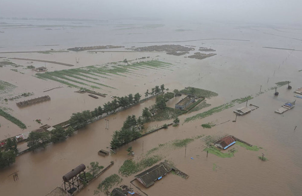 නුවරඑළිය සහ අනුරාධපුරය සියලු ප්‍රවේශ සහ පිටවීම් මාර්ග අවහිර වෙයි