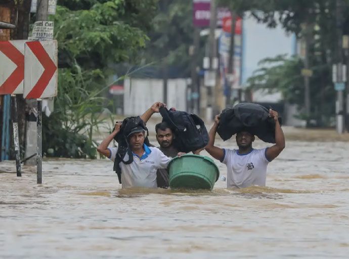 ආපදා මරණ ගණන 390ක් දක්වා ඉහළට - පුද්ගලයින් 352 දෙනෙකු අතුරුදන්