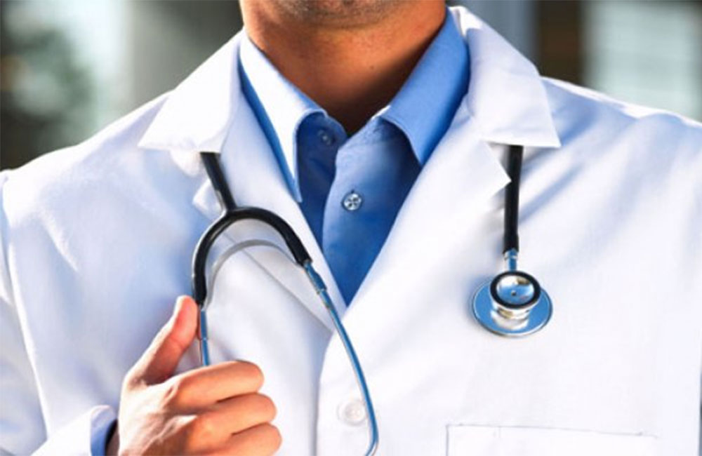 රෝගීන් 38කට අතවර කළැයි එංගලන්තයේ වෛද්‍යවරයෙකුට චෝදනා