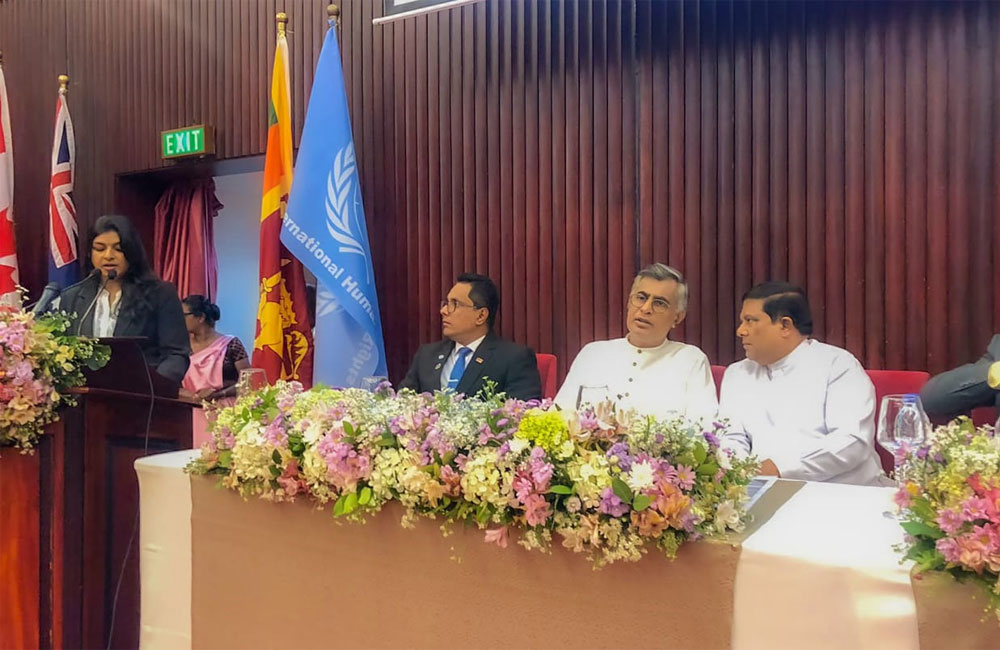 පුද්ගලයකු අත්අඩංගුවේ තබා ගැනීම සම්බන්ධයෙන් පවතින නීති පිළිබඳව විශේෂ අවධානයක් යොමුකළ යුතු යි - වජිර අබේවර්ධන