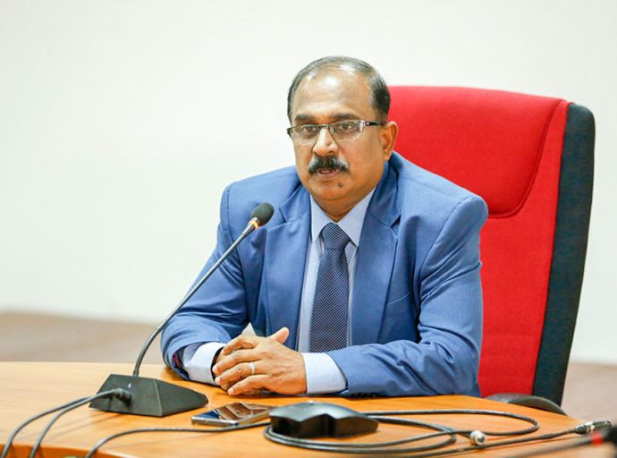 එතෙර ආධාර හරිපාරෙන් යවන්න 08ක කමිටුවක්