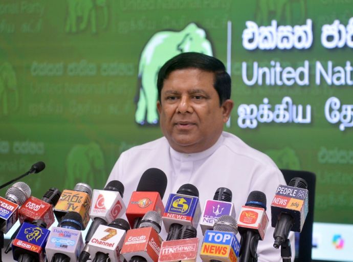 ඕනෑම දරුණු ආපදාවක් ඇති වන අවස්ථාවක ඉතා වැදගත් වන්නේ ආරක්ෂක මාණ්ඩලික ප්‍රධානී තනතුරයි - වජිර