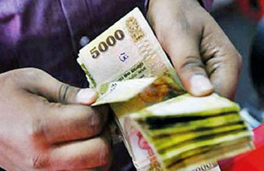 ණය උගුල් බහුල වෙයි: ශ්‍රී ලංකාවේ ක්ෂුද්‍ර මූල්‍ය අංශය අර්බුදයක
