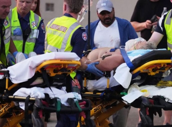 ඕස්ට්‍රේලියාවේ සිඩ්නි වෙඩි තැබීමක් : 12ක් මරුට