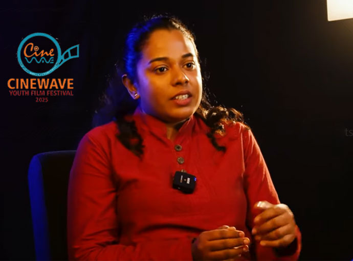 “ගැහැනු ළමයින්ට සිනමාවට යන්න බෑ කියලා එකක් නෑ” - ධනංජනා දුරගේ (video)