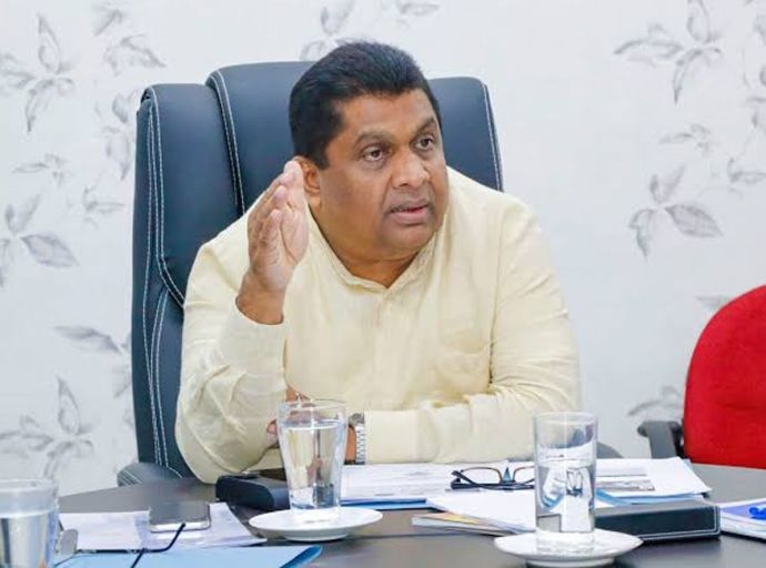 ලොක්කගේ බලය කප්පාදු කරපු හැටි අලගියවන්න කියයි