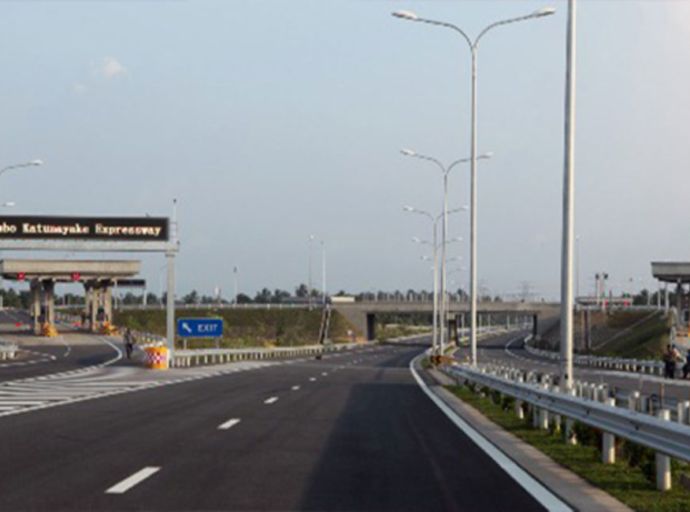 කටුනායක අධිවේගී මාර්ගයේ කෙළවරපිටිය අන්තර් හුවමාරුවෙන් ගාස්තු ගෙවීම අත් හිටුවයි!…