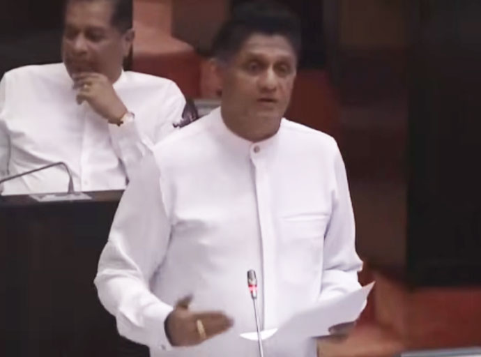 වෛද්‍ය රුක්ෂාන් බෙල්ලන ගේ වැඩ තහනම්; බාල බෙහෙත් ගෙනාව අය තවමත් සේවයේ