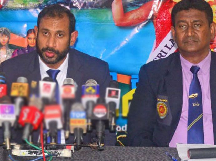 මාස හතරක් තිස්සේ ක්‍රීඩා ඇමැති මුණගැසෙන්න බැහැ  