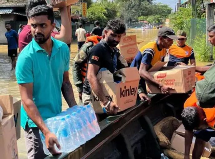 ආපදා සහන සැලසීමේදී මූලික අයිතිවාසිකම් උල්ලංඝණය වී ඇද්දැයි සොයා බැලීමට විශේෂ කණ්ඩායම්