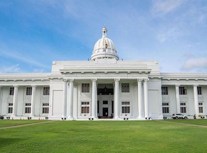 කොළඹ මහ නගර සභාවේ අයවැය මාලිමාව පරදී