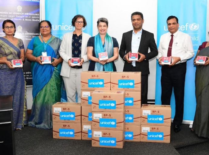 යුනිසෙෆ් සංවිධානය BP-5 අතිරේක සංයුක්ත පෝෂණ ආහාර තොගයක් පිරිනමයි