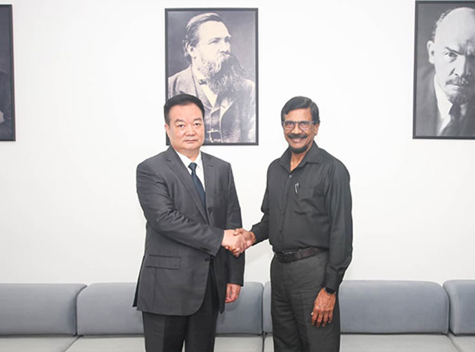 අනුර ගහපු ගිවිසුම් චීනෙන් ඇවිත් මතක් කරයි