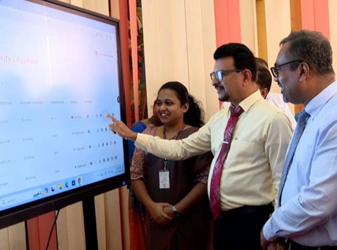 ‘ඩිජිටල් EPF මෘදුකාංගය’ හඳුන්වා දෙයි : EPF සේවාවන් අද සිට ඩිජිටල්කරණයට