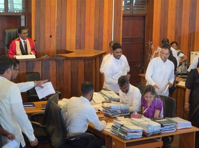 ගාල්ල නගරසභා කලබලයට අත්අඩංගුවට ගත් පිරිසට ඇප