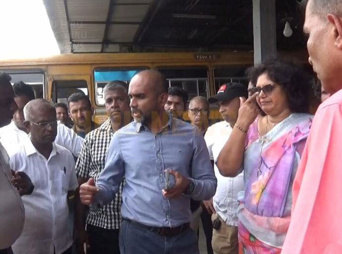 ලංගම ලාභ නම් බෝනස් පාඩු නම් දීමනා !