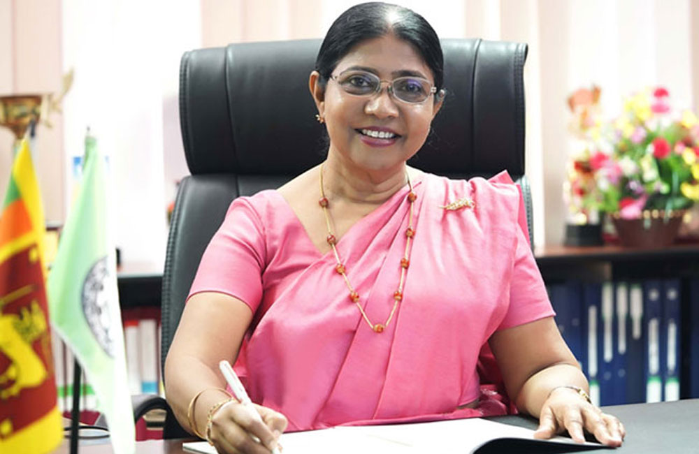 ජාතික අධ්‍යාපන ආයතනයේ අධ්‍යක්ෂ ජනරාල් සිය ධුරයෙන් තාවකාලිකව ඉවත් වෙයි