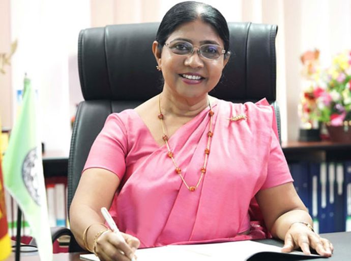 ජාතික අධ්‍යාපන ආයතනයේ අධ්‍යක්ෂ ජනරාල් සිය ධුරයෙන් තාවකාලිකව ඉවත් වෙයි