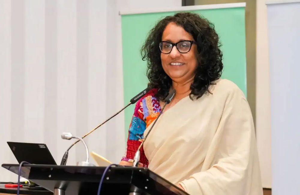 හරිණි, අධ්‍යාපන ප්‍රතිසංස්කරණ සහ සමරිසි විරෝධී මුලධර්මවාදින්