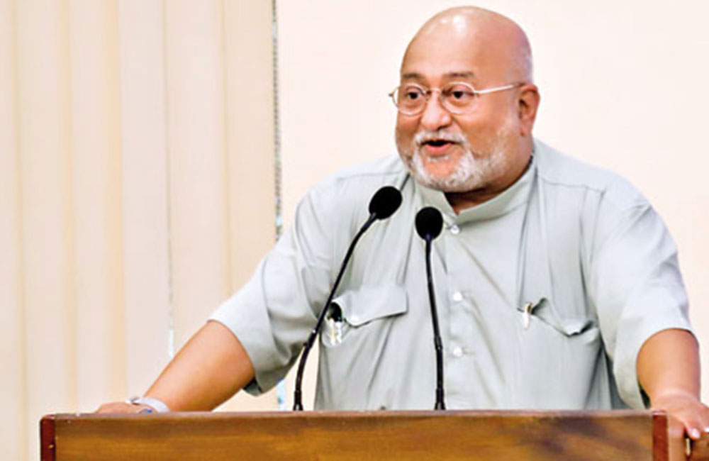 කඩේ ගියා ඇති; ප්‍රශ්නයට මුහුණදෙමු – අධ්‍යාපන ප්‍රතිසංස්කරණ ගැන අර්ජුන පරාක්‍රම අදහස් දක්වයි