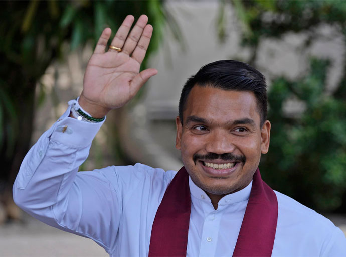 අධ්‍යාපන ප්‍රතිසංස්කරණ ලංකාවේ සංස්කෘතියට ගැලපෙන එකක් විය යුතුයි- නාමල් රාජපක්ෂ