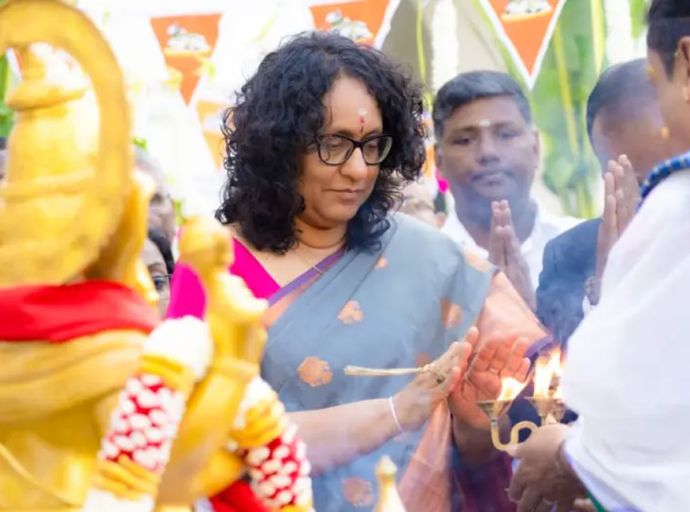 ජාතික තෛපොංගල් උත්සවය අරලියගහ මන්දිරයේ දී උත්කර්ෂවත් අන්දමින් සැමරේ