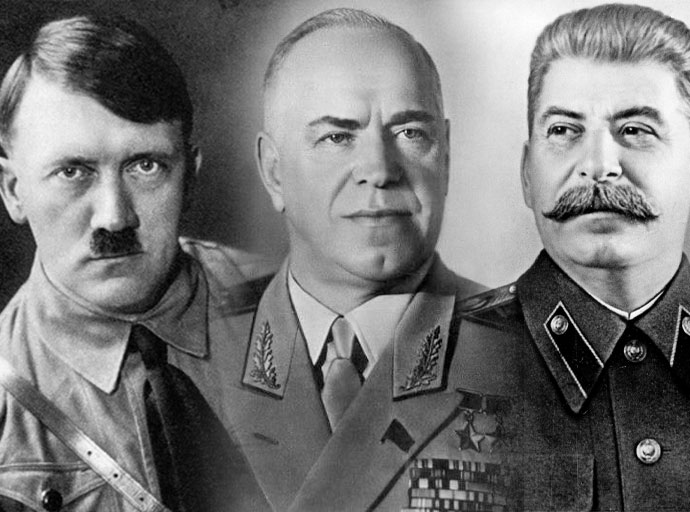 හිට්ලර් සහ ස්ටාලින් යන දෙදෙනා ම බියට පත් කළ මිනිසා