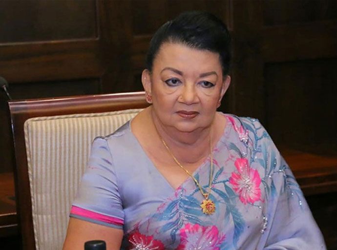 සිරි­ලිය ගිණු­මේ අක්‍රමිකතා සම්බන්ධයෙන් ශිරන්ති හෙට පොලිස් මූල්‍ය අපරාධ කොට්ඨාශයට