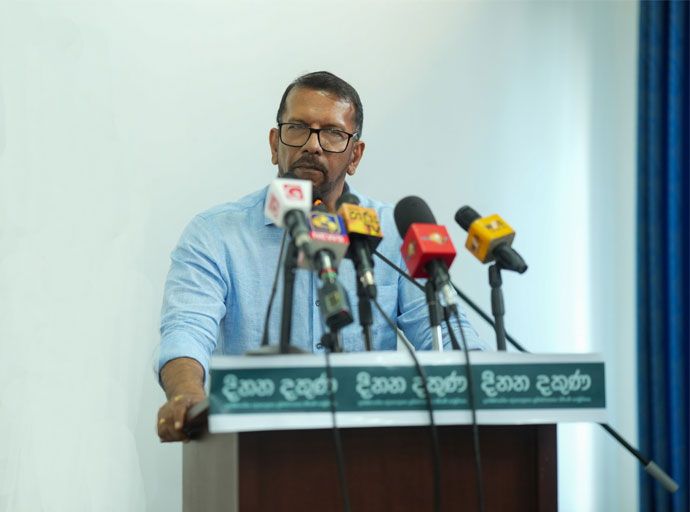 අපි කරන්නෙ විපක්ෂය ප්‍රශ්න කිරීම යි - ශිරාල් ලක්තිලක