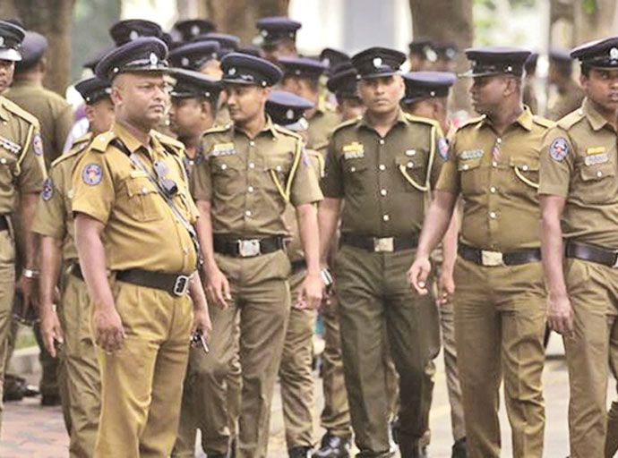 පූර්ණ පොලිස් සේවාවකට තව නිලධාරීන් 32,000ක් අවශ්‍ය යි - පොලිස්පති ප්‍රියන්ත වීරසූරිය