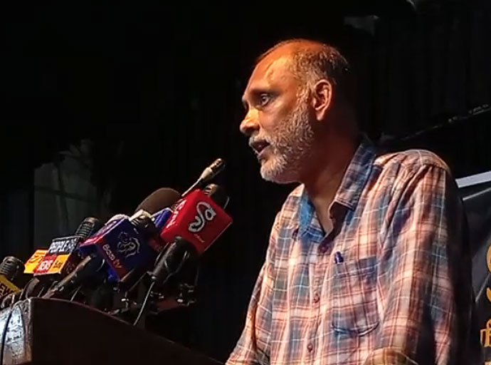 ත්‍රිපෝලි හමුදා කඳවුර වෙත නිකුත් කළ සිම් කාඩ් පහ භාවිත කළේ කවු ද...? - ලසන්ත රුහුණගේ (වීඩියෝ)