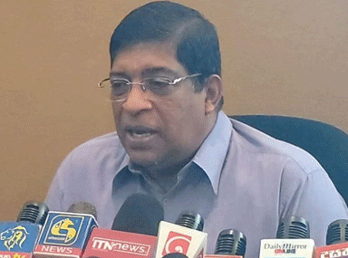 රන් මිල ඉහළ යාමට හේතුව රවී කියයි